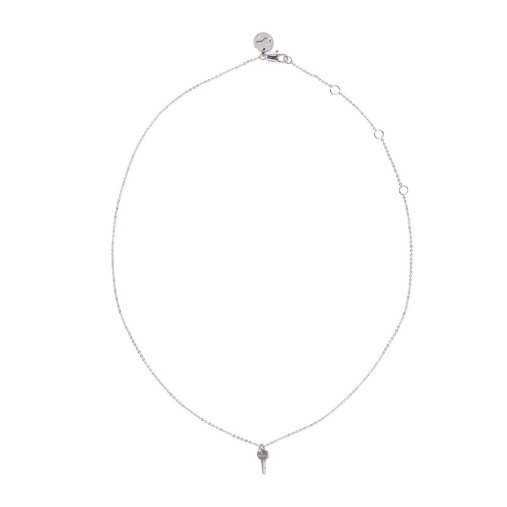 🌸 THE GIVING KEYS - Mini Key Necklace Silver🌸 - Picture 2 of 5